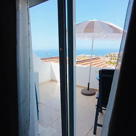 Ocean Front Sunset View Апартаменты